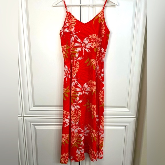 Roxy Dresses & Skirts - NWT Roxy Size Large Maxi Dress V Neck Spaghetti Straps Sun Tropical Cruise